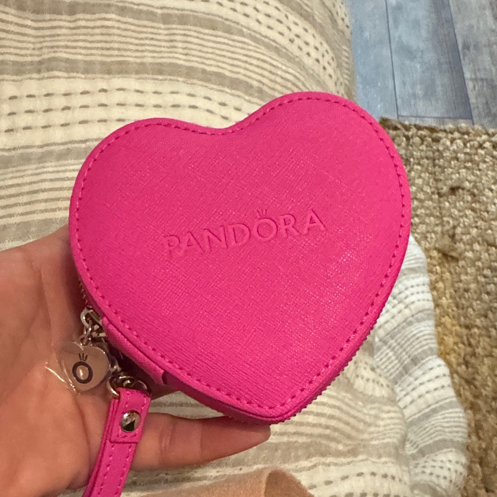 Pandora Vibrant Pink Heart Coin Pouch